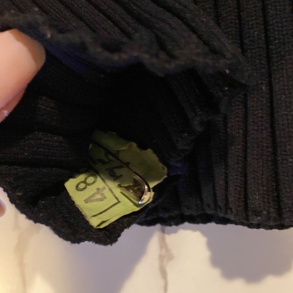 Skin tight black turtleneck - M - Picture 7 of 7